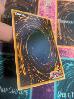 Yu-Gi-Oh! Elemental HERO Neos MGED-EN004 Premium Gold Rare 1st Edition NM - Image 4