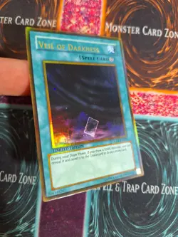 Yu-Gi-Oh! Veil of Darkness GLD2-EN043 Gold Rare Limited Near Mint - Image 2