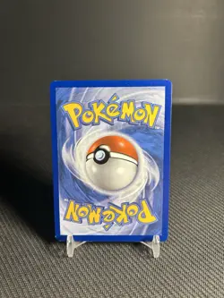 Pokemon TCG Reshiram 113/114 Celebrations: Classic Collection Holo LP - Image 2
