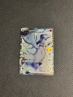 Pokemon TCG Reshiram 113/114 Celebrations: Classic Collection Holo LP - Image 3
