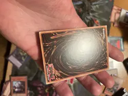 Yugioh Dark Magician YGLD-ENC09 1ST Ultra LP - Image 4