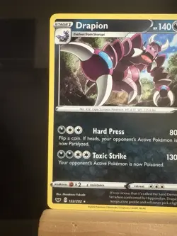 DRAPION - 122/202 Sword And Shield Base NM - Regular Rare - Pokemon TCG Card - Image 2