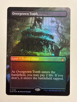 Overgrown Tomb - (Borderless FOIL) - Ravnica Remastered - NM - Image 1