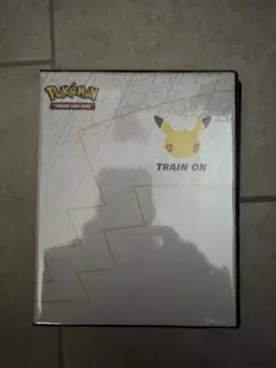 Pokemon TCG 25th Anniversary Jumbo Binder With x19 Jumbo Cards - Image 1