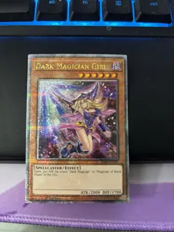 Dark Magician Girl RA04-EN107 (7th Art) Quarter Century Secret Rare NM Yugioh - Image 1