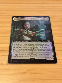 Ashe, Princess of Dalmasca - Extended - Foil - NM (Final Fantasy)(FIN-425)(U) - Image 2