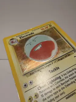 Pokemon TGC MP Electrode 2/64 Holo Rare Jungle English Edition - Image 3