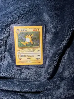 Pokemon TCG Raichu Base Set Shadowless Holo Rare Card 14/102 Vintage - Image 1