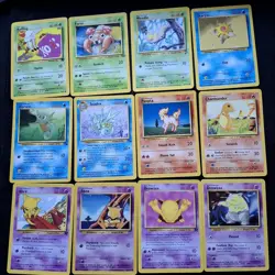 Pokemon TCG Vintage 24 Card Lot Fossil, Base Set, Rocket Gang English *look* - Image 2