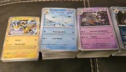 Pokemon TCG - Lot of 550 Holo, Reverse Holo, and Poke Ball Holo Cards - Image 1