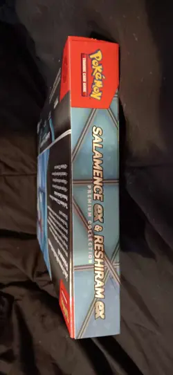Salamence ex & Reshiram ex Pokemon TCG Premium Collection Box - Image 4