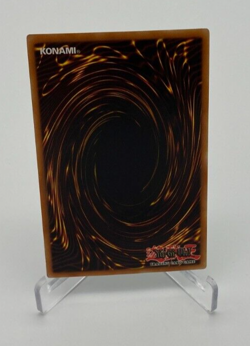 Yu-Gi-Oh Trading Card Game TCG 1st Edition Dark Crisis Gravity Axe Grarl DCR-034 - Image 2