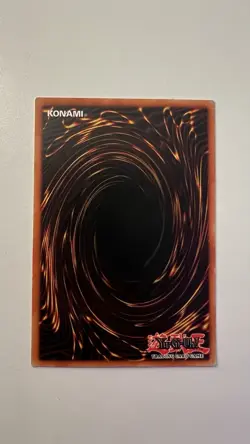 Dark Magician SDY-006 Ultra Rare Unlimited Lightly Played - Image 2
