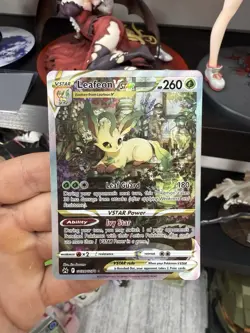 Leafeon VSTAR GG35/GG70 Holo Full Art Pokemon Trading Card - Image 1