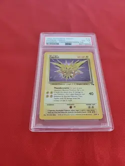 Pokemon: Zapdos #15/62 Fossil Thunderstorm Dk. Cosmos Holo Holo - PSA 4 - D23 - Image 4