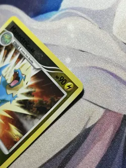 Manectric 11/127 Reverse Holo Rare Pokemon TCG Platinum Base Set NM Condition - Image 4