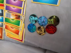 Pokemon Tin With Cards + Tokens/Disks - See pics. - Image 3