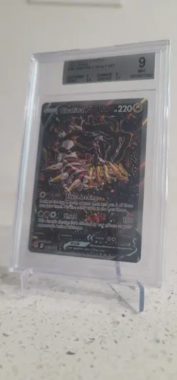 Pokemon TCG Giratina V 186/196 BGS Grade 9 Beckett Mint Lost Origin Alt Art 2022 - Image 4