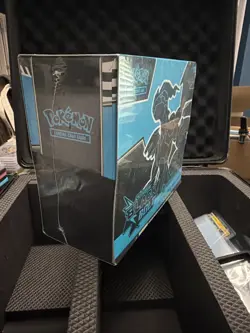 Pokemon Center Black Bolt ETB (Elite Trainer Box) Pokemon TCG - SEALED - Image 2