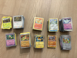 Huge Pokemon TCG Bundle Hundreds of cards, various modern sets including sealed - Image 2
