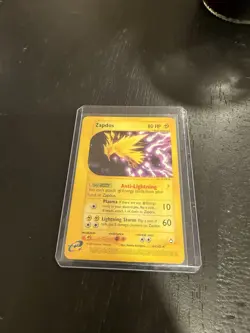 Pokemon TCG Zapdos Aquapolis 44/147 Non-Holo Card 2002 NM-VLP Condition - Image 2