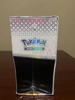 Pokemon Prismatic Evolutions ETB Elite Trainer Box Sealed (see all photos) - Image 4