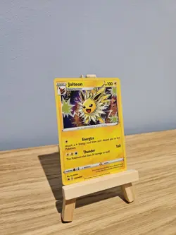 Jolteon SWSH094 - Black Star Promo Holo - Sword & Shield - Pokemon Card - NM/M - Image 2