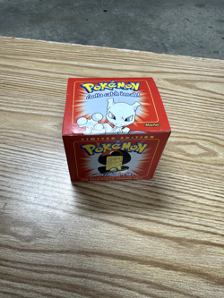 1999 Pokemon 23k Gold Plated Mewtwo Trading Card Sealed NIB Burger King Red Box - Image 1