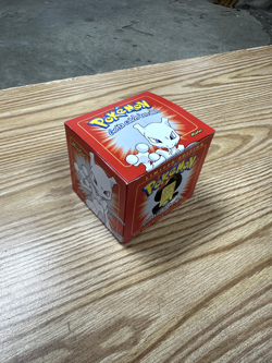 1999 Pokemon 23k Gold Plated Mewtwo Trading Card Sealed NIB Burger King Red Box - Image 2