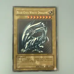 Blue-Eyes White Dragon SDK-001 Starter Deck: Kaiba Ultra Rare Yugioh Trading - Image 1