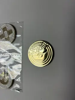 Pokemon TCG Gold Metal Dice & Damage Counter - Charizard - NEW, only coin opened - Image 3