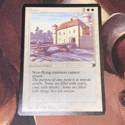 Moat X1 Mtg English Legends Lp - Image 1