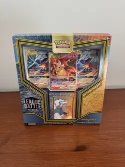 Pokemon TCG Reshiram & Charizard GX League Battle Deck Damaged Box - Image 1