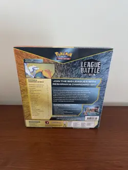 Pokemon TCG Reshiram & Charizard GX League Battle Deck Damaged Box - Image 3