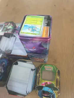 🔥 450 Pokemon Cards With Randomly Selected Trading Tin , NM - Image 4