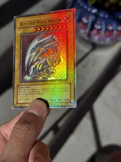 2002 Blue-Eyes White Dragon SDK-001 Unlimited Insane Holo Bleed Misprint Error - Image 4