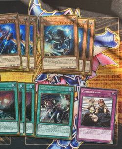 Kozmo Bundle/Deck Core BOSH/PGLD NM/LP Gold/Ultra/Super Rare 1st Ed Yu-Gi-Oh - Image 4