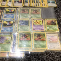 LOT 600+ VINTAGE LATE 90's POKEMON CARDS CHARMANDER KOFFING PIKACHU TRAINERS + - Image 3