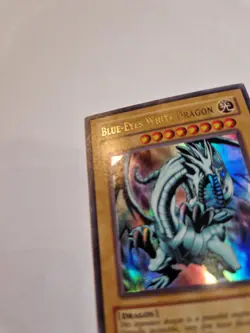 Blue-Eyes White Dragon LOB-001 Ultra Rare Original Print OG NA Yugioh Card - Image 3
