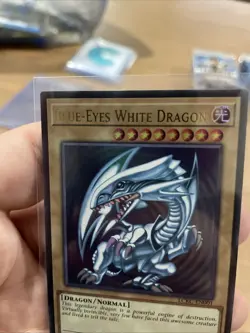 Yu-Gi-Oh Blue Eyes White Dragon LCKC-EN001 Ultra Rare +Bonus FREE SHIPPING! - Image 2