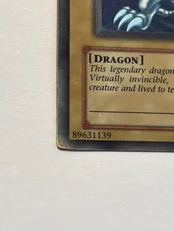 Yugioh Blue-Eyes White Dragon SDK-001 Ultra Rare Unlimited HP - Image 5