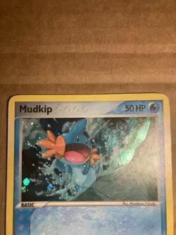 Mudkip Pokemon Card Pop Series 4 11/17 Holo MP - Image 3