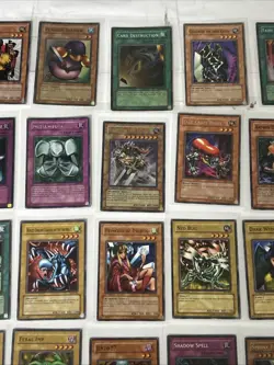 Yu-Gi-Oh TCG 1st Edition & Holo Vintage Card Lot Holos 1st Edition X45 Cards - Image 4