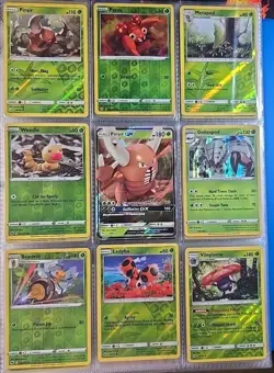 🔥Pokemon Trading Card Mixed Lot 207 cards Holos Reverse Holos Sleeved & Pages🔥 - Image 1