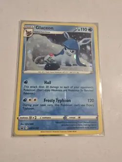 Pokemon TCG - Glaceon SWSH192 Black Star Promo Holo NM - Image 1