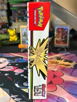 POKEMON 151 ZAPDOS EX COLLECTION - SEALED SV151 BOX - PROMO & BOOSTER SET POKEMO - Image 2