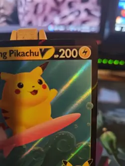 Pokemon TCG Surfing Pikachu v Holo Rare Card 008/025 Celebrations 2021 NM - Image 3