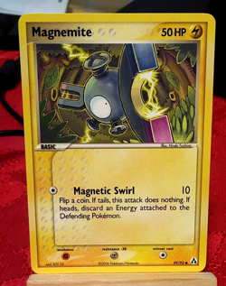 POKEMON Magnemite 59/92 EX Legend Maker Set, Common, NM Condition - Image 1