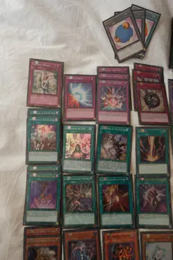 Rare Yu-Gi-Oh Dark Magician Deck Bundle (Many Secret, Gold, and Ghost Rares) - Image 5