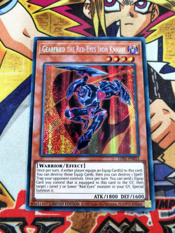 Gearfried the Red-Eyes Iron Knight lds1-en011 Ltd Ed (NM+) Secret Rare Yu-Gi-Oh! - Image 1